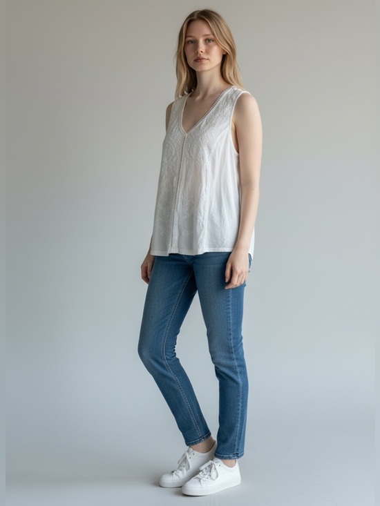 Coldwater Creek Tops - Coldwater Creek White Embroidered Cotton Tank Top V-Neck A-Line Medium